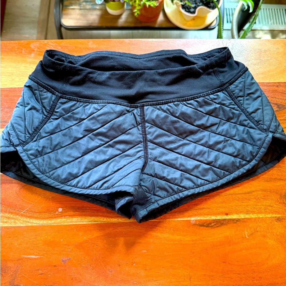 🖤5/$25🐝 Ivivva by lululemon girls black quilted waterproof athletic shorts sz 8🐼